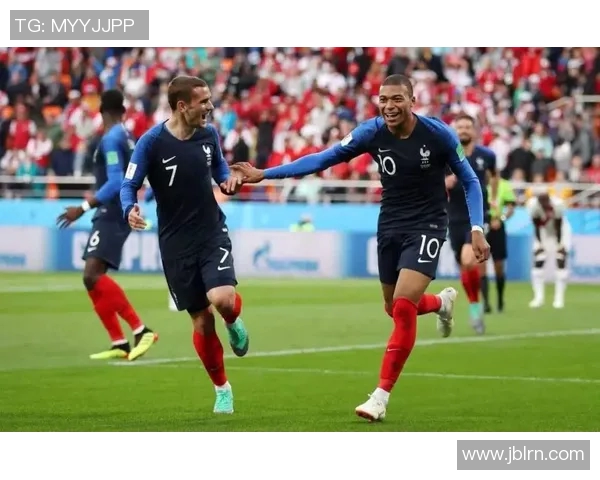 拉姆塞入选英格兰国家队,备战世界杯 拉姆塞入选英格兰国家队,备战世界杯