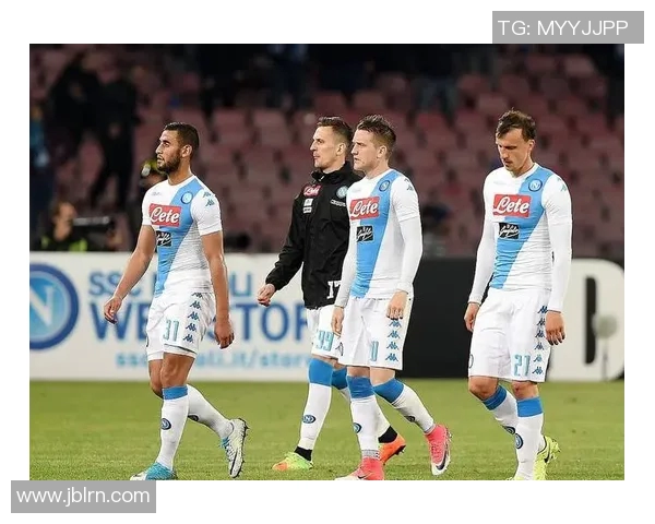 那不勒斯主场战绩分析及其对球队整体表现的影响探讨 那不勒斯主场战绩分析及其对球队整体表现的影响探讨